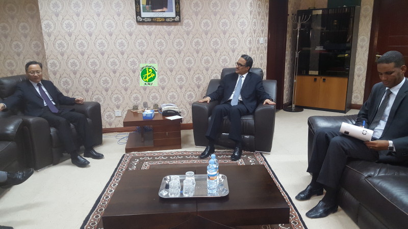 Le ministre des affaires étrangères reçoit l’ambassadeur de Chine Le ministre des affaires étrangères reçoit l’ambassadeur de Chine