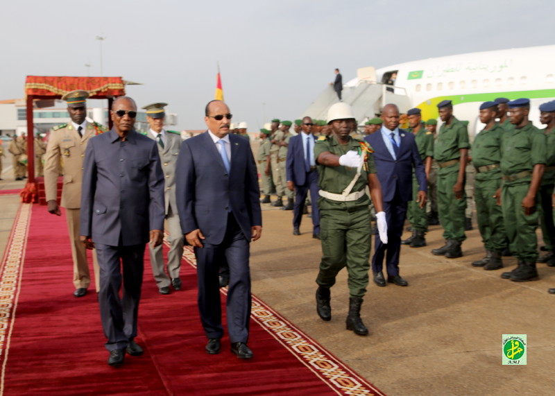 Le Président de la République arrive à Conakry Le Président de la République arrive à Conakry