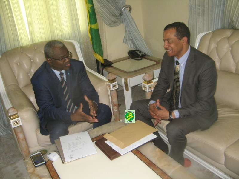 Le ministre de l’enseignement supérieur s’entretient avec l’ambassadeur d’Égypte Le ministre de l’enseignement supérieur s’entretient avec l’ambassadeur d’Égypte