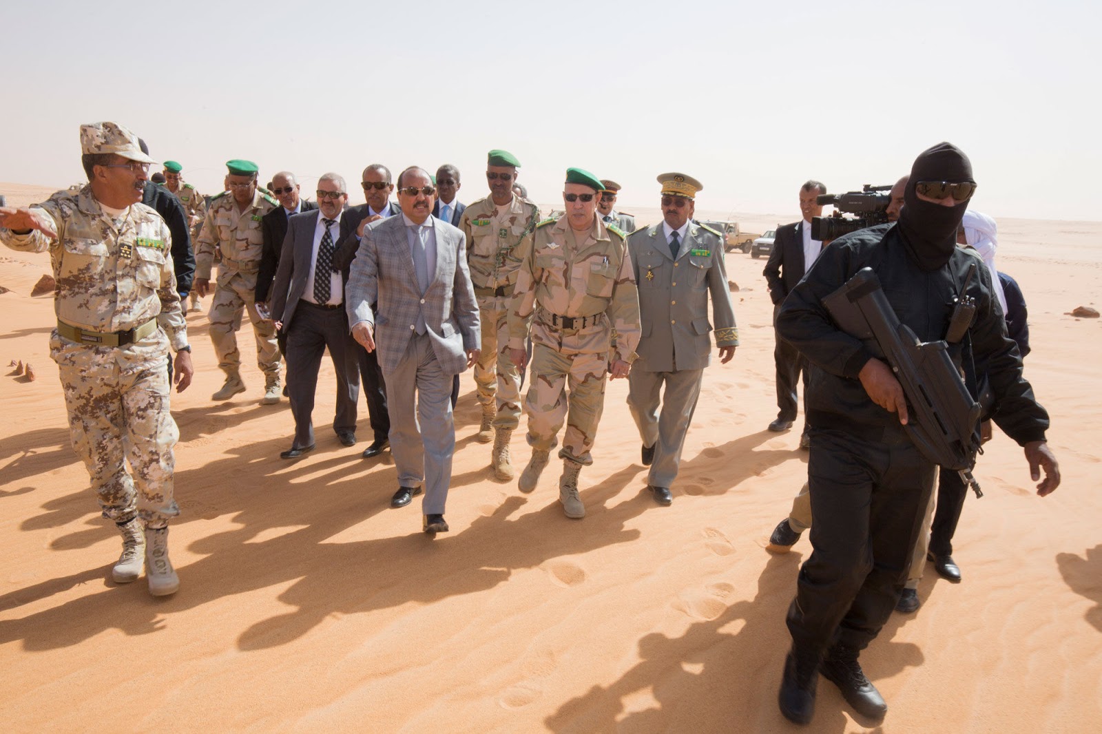  Atmosphère à propos d’Aziz, Ghazouani et l’ambassadeur de France