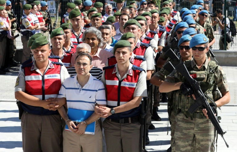 Turquie/putsch: prison à vie pour 40 personnes qui voulaient "tuer Erdogan"