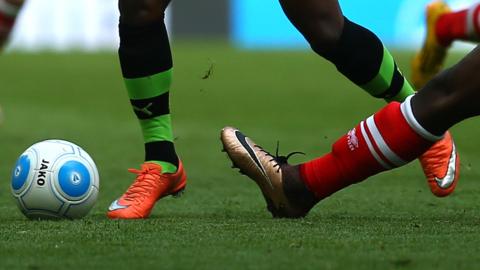 Super D1 : le FC TVZ peine, l’ASAC se relance, la Kedia confirme