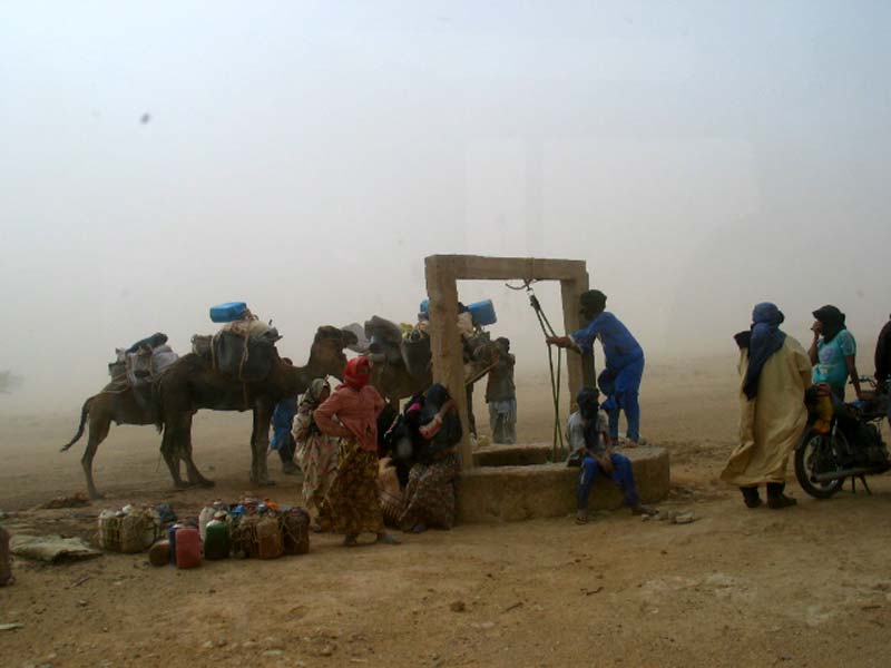 Le Ministre de l'Hydraulique supervise le lancement de la deuxième tranche du projet d'alimentation en eau potable de 150 localités Le Ministre de l'Hydraulique supervise le lancement de la deuxième tranche du projet d'alimentation en eau potable de 150 localités