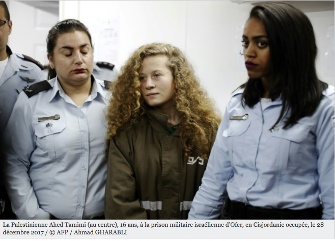 Douze chefs d'inculpation requis contre une Palestinienne ayant frappé des soldats