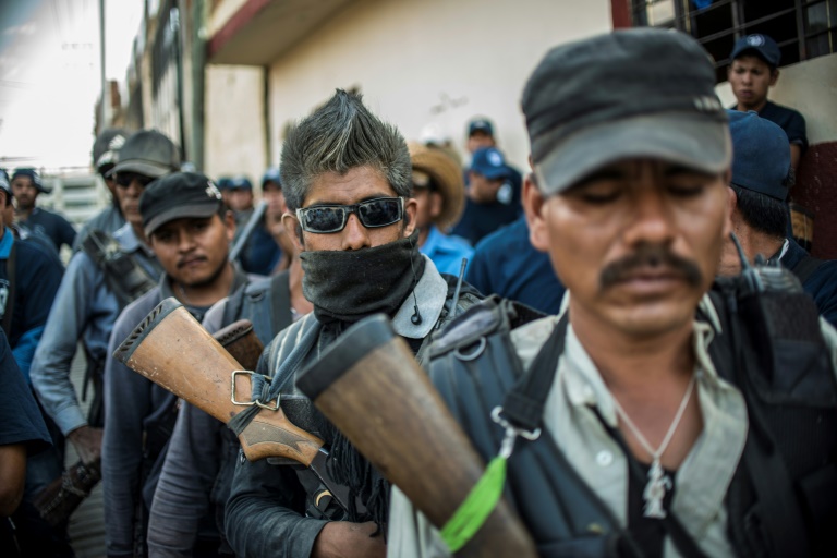 "Ni soumis, ni humilié": les membres des polices communautaires du sud du Mexique
