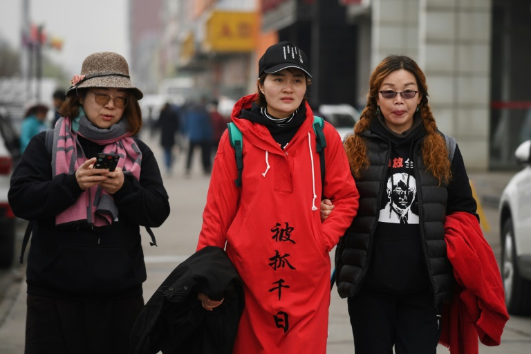 Chine: l'épouse d'un avocat détenu placée en résidence surveillée