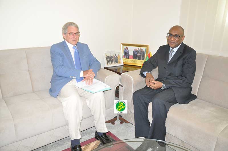 Le ministre de la santé reçoit l’ambassadeur d’Espagne Le ministre de la santé reçoit l’ambassadeur d’Espagne