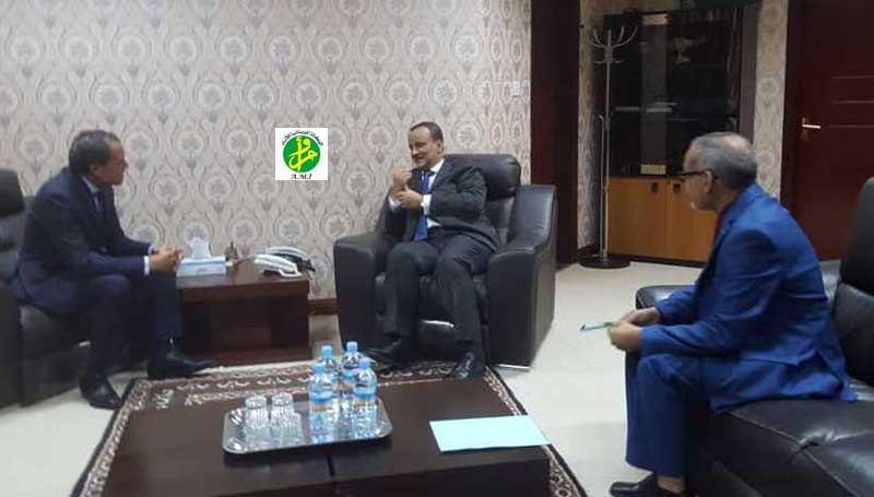 Le ministre des affaires étrangères reçoit en audience l’ambassadeur du Maroc