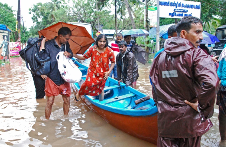 Inde : au moins 324 morts dans les inondations au Kerala Inde : au moins 324 morts dans les inondations au Kerala