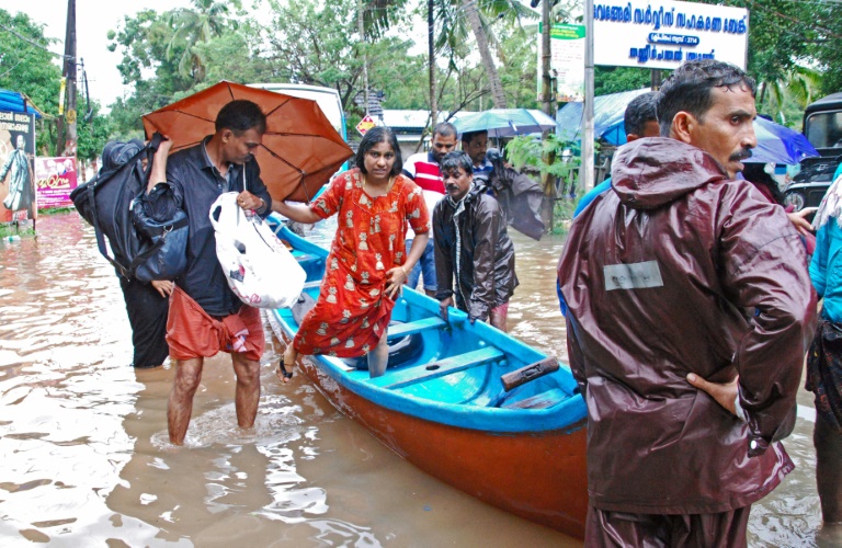 Inde : au moins 324 morts dans les inondations au Kerala