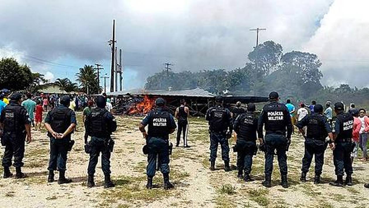 Des camps de migrants vénézuéliens attaqués au Brésil