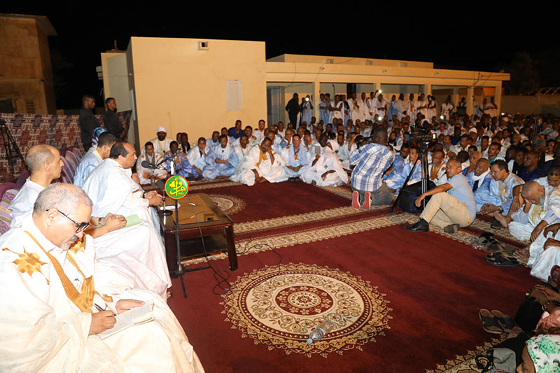 Le Président de la République se réunit à Aleg avec les cadres de la wilaya du Brakna