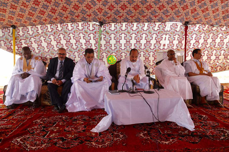 Le Président de la République se réunit avec les cadres de la wilaya de Tiris-Zemmour