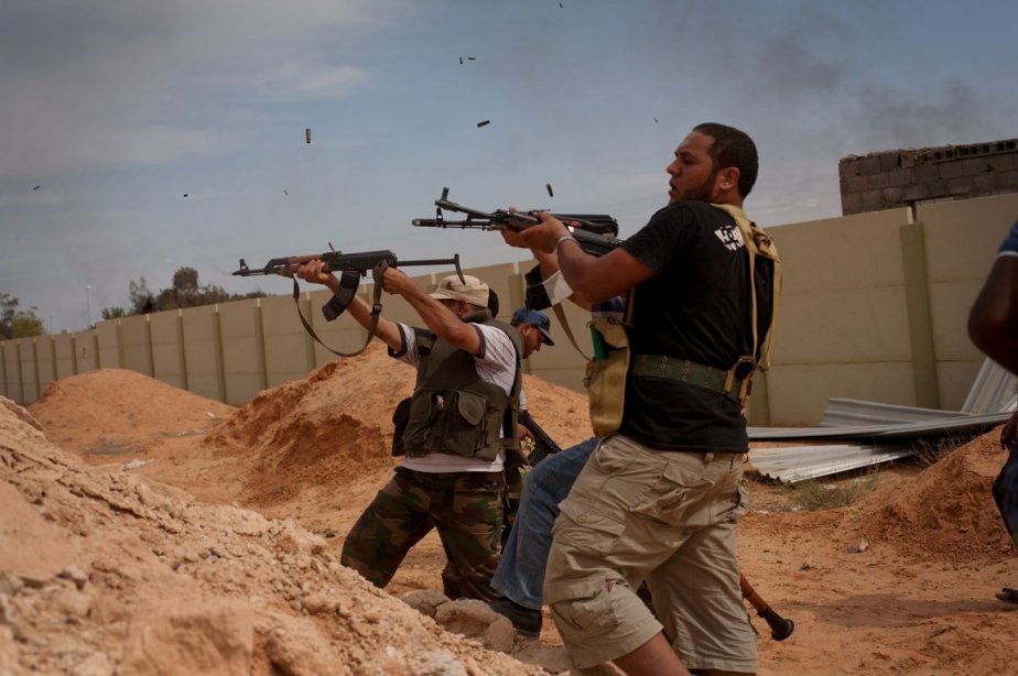Libye: attaque contre le siège de la compagnie nationale de pétrole à Tripoli (sécurité)