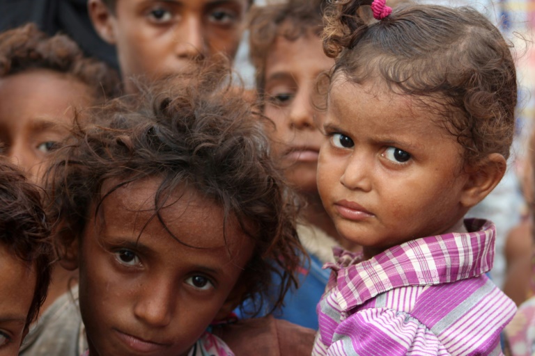 Plus de cinq millions d'enfants menacés de famine au Yémen en guerre