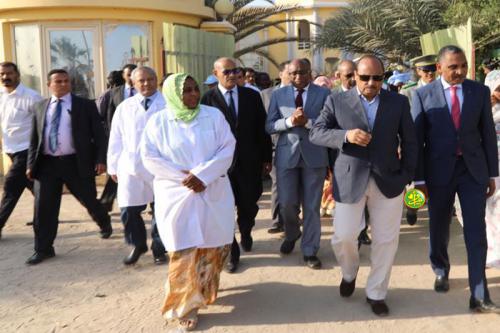 Le Président de la République visite le centre hospitalier de la mère et de l'enfant