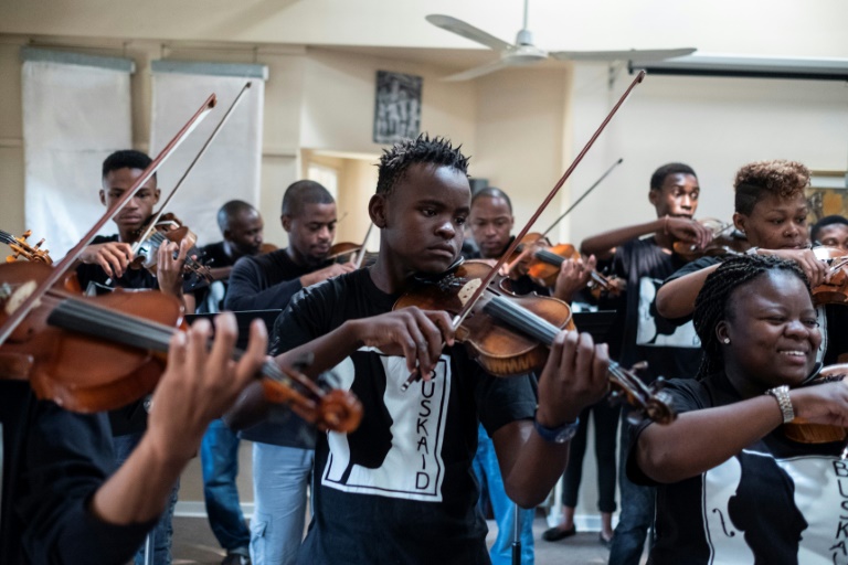 Quand les virtuoses de Soweto jouent la "musique des Blancs"