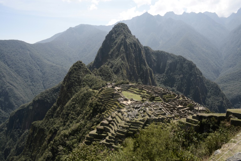 Pérou: l'accès des touristes à Machu Picchu va être limité
