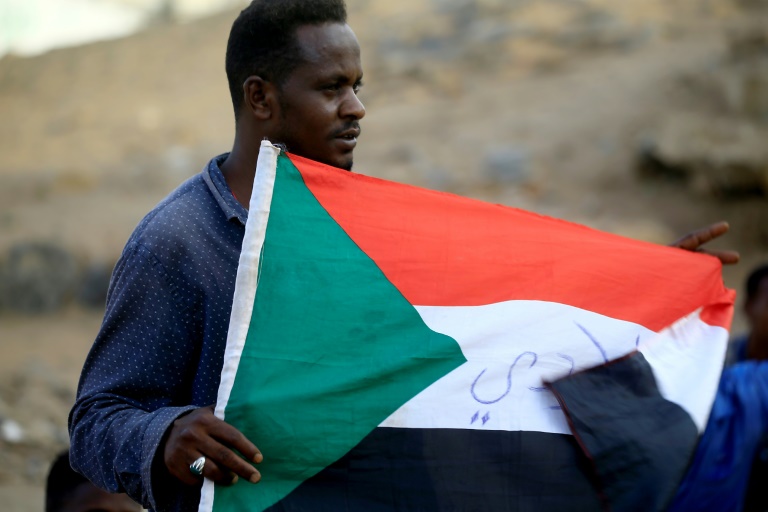 Soudan: les chefs de la contestation appellent à la "désobéissance civile"