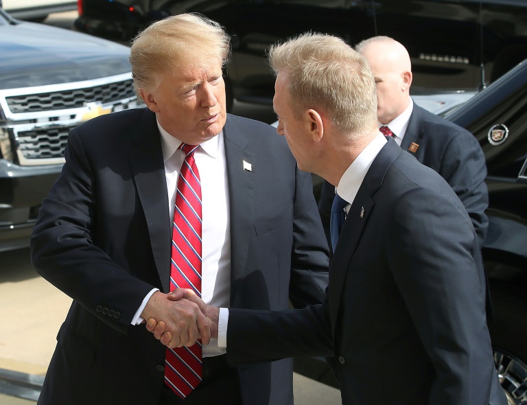 En pleine tension avec l'Iran, Trump contraint de changer de ministre de la Défense
