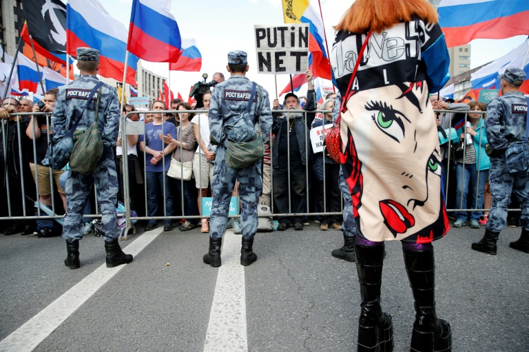 L'opposition russe manifeste sous la menace d'une "répression massive"
