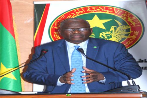 Dans la gueule du loup, Ghazouani fait comme il peut…