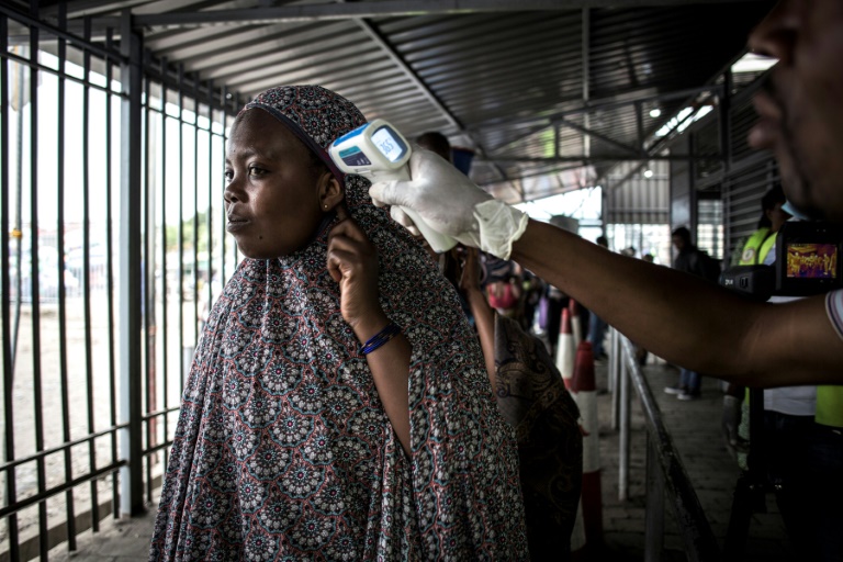 Ebola en RDC: au cap des 2.000 décès, l'épidémie résiste toujours aux "ripostes"