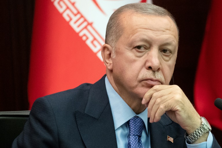 Syrie: l'offensive reprendra "avec une plus grande détermination" faute d'un retrait kurde déclare Erdogan