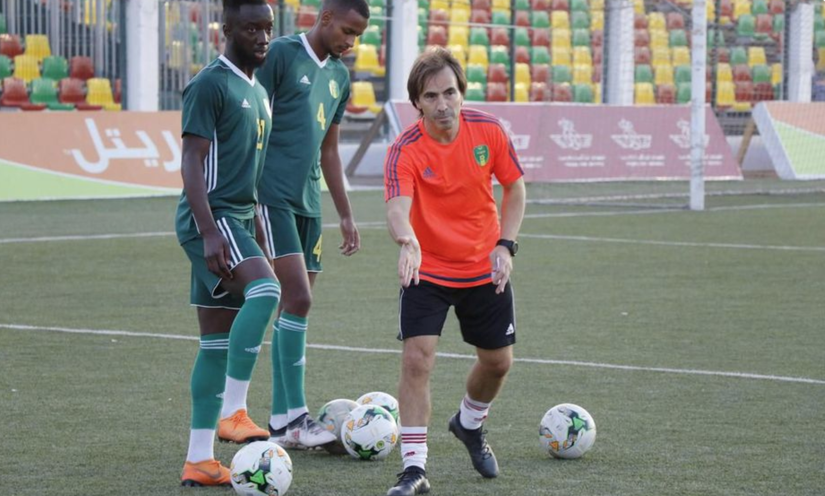 Q-CAN2021: Les 23 Mourabitounes avec un parisien