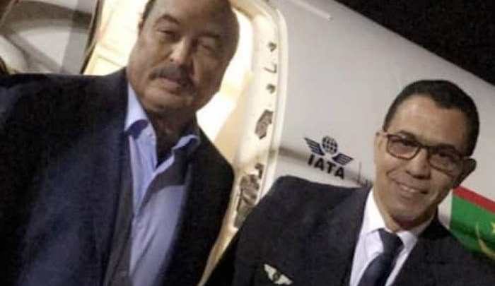 Un employé de la MAI licencié pour avoir pris une photo avec l’ancien président Aziz