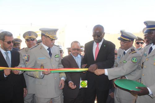Le ministre de l'Intérieur, en compagnie du Chef d’état-major général de la Garde, supervise l'inauguration du nouveau siège du GSS n°3