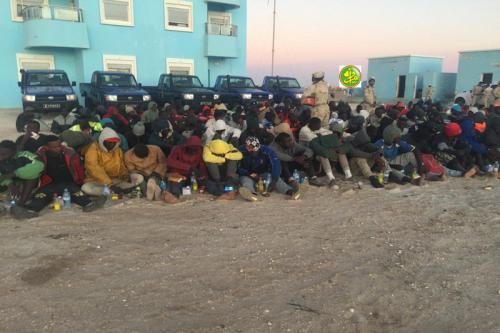 Les garde- côtes mauritaniennes arrêtent 192 migrants clandestins dont des femmes et des enfants (DEVELOPPEMENT)