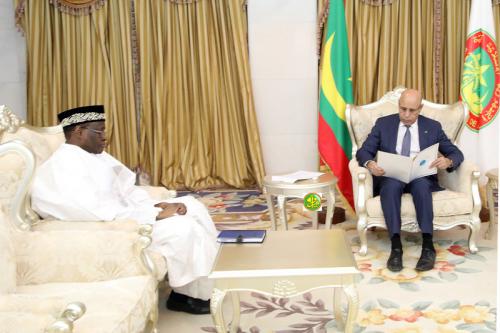 Le Président de la République reçoit un envoyé spécial de son homologue malien