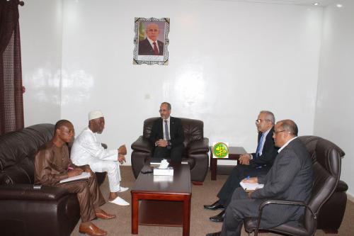 Le ministre de l’Enseignement secondaire s’entretient avec l’ambassadeur de Sierra Leone