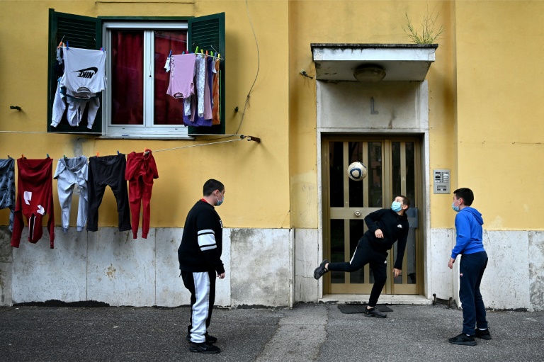 Coronavirus: Impatiente et craintive, l'Italie prépare son déconfinement