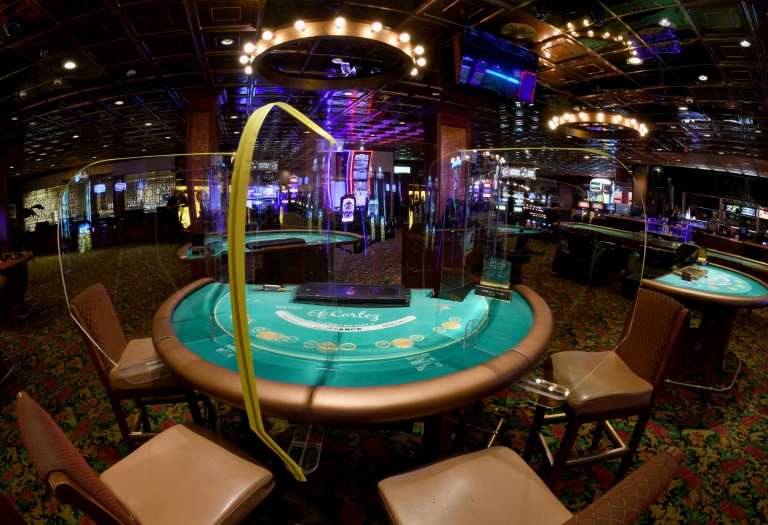 Déplumée par le coronavirus, Las Vegas craint la banqueroute