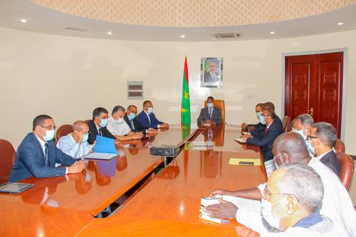 Le Premier ministre tient une réunion de travail avec le bureau exécutif du Patronat mauritanien