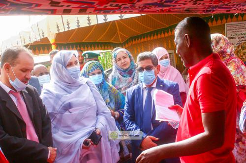 La ministre des Affaires sociales préside une journée ouverte de don de sang