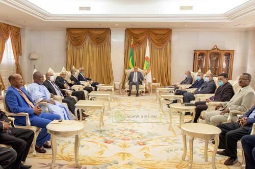 Le Président de la République reçoit le bâtonnier et les membres de l’ordre national des avocats Le Président de la République reçoit le bâtonnier et les membres de l’ordre national des avocats