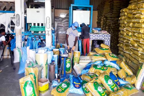 Rosso : Plusieurs opportunités d’emploi offertes par les usines de décorticage de riz Rosso : Plusieurs opportunités d’emploi offertes par les usines de décorticage de riz