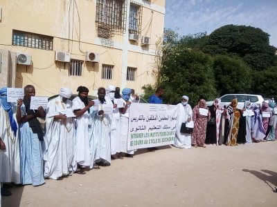 Education: Les chargés de cours manifestent pour être intégrés au secondaire