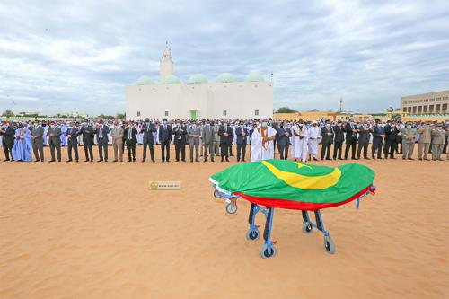 Le Président de la République à la prière funéraire sur le corps de l’ancien Président, Sidi Ould Cheikh Abdallahi