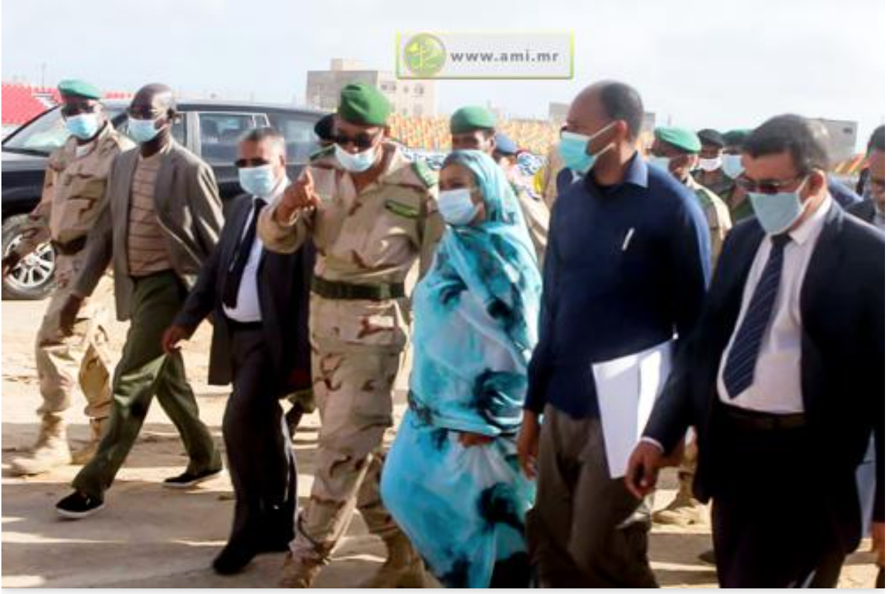 La ministre de l’Habitat inspecte certains projets en cours à Nouadhibou La ministre de l’Habitat inspecte certains projets en cours à Nouadhibou