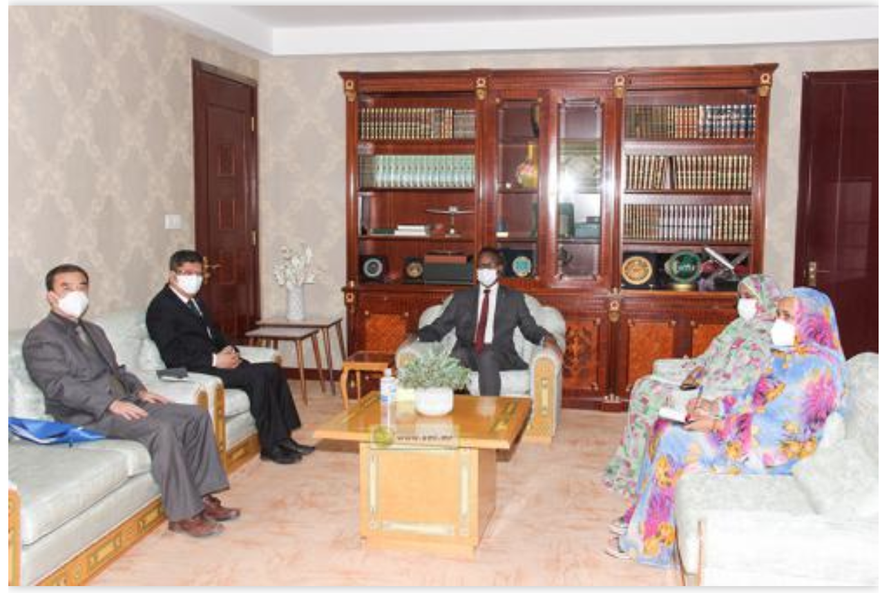 Le Premier ministre reçoit l’ambassadeur de Chine Le Premier ministre reçoit l’ambassadeur de Chine