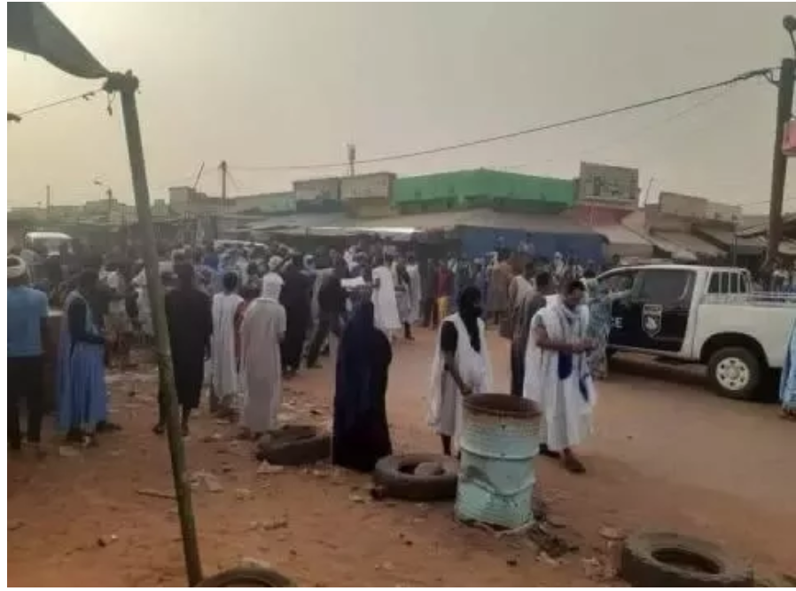 Tintane: manifestations contre les coupures d'eau et d'électricité