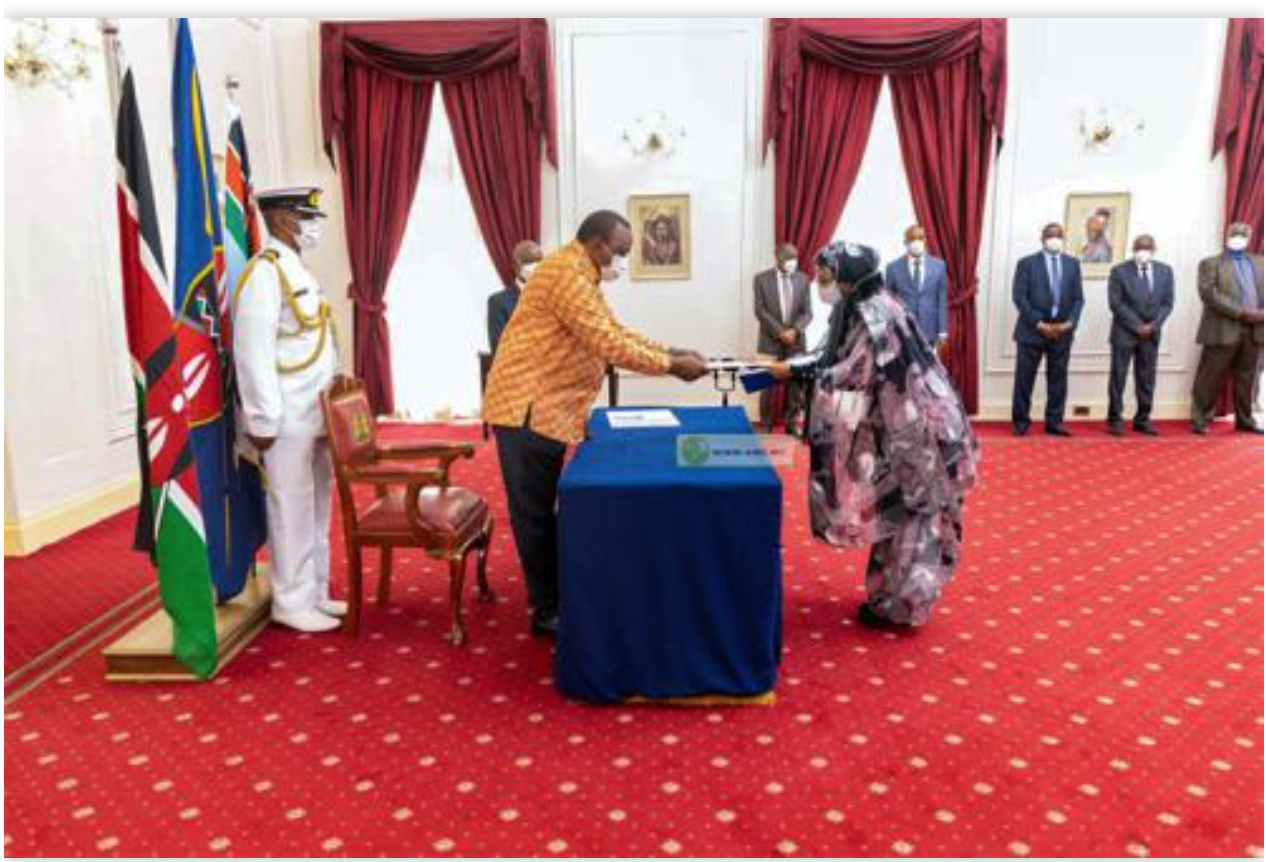 L’ambassadrice de Mauritanie au Kenya remet ses lettres de créances