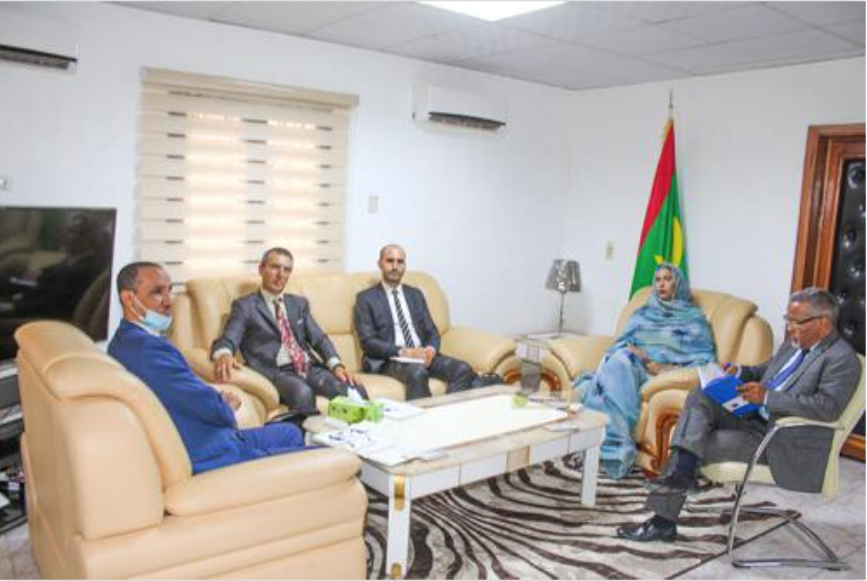 La ministre de l'Enseignement supérieur reçoit une délégation de l'UNESCO La ministre de l'Enseignement supérieur reçoit une délégation de l'UNESCO