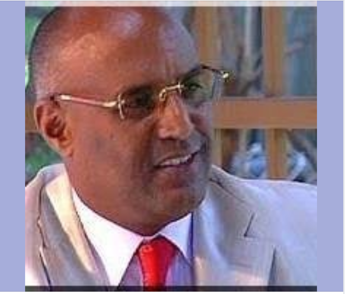 Double nationalité : ce que le gouvernement accorde de sa main droite à la diaspora, le retire de sa main gauche à la Mauritanie et son développement Double nationalité : ce que le gouvernement accorde de sa main droite à la diaspora, le retire de sa main gauche à la Mauritanie et son développement