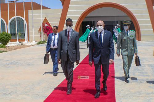 Etrange : chaque fois qu’Aziz est arrêté, Ghazouani quitte Nouakchott…