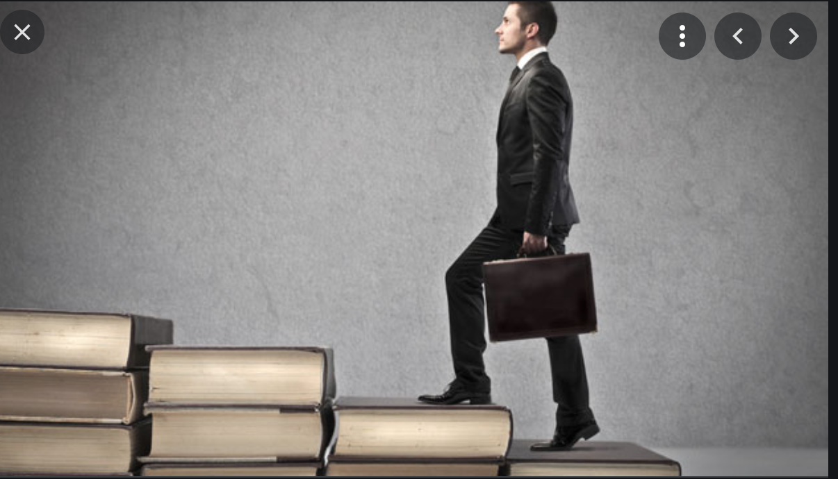 Le Président Ghazouany fait appel à des profils de haut niveau Le Président Ghazouany fait appel à des profils de haut niveau